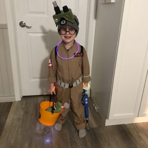 Meet your Posher, Sarah - Picture 3 of 3